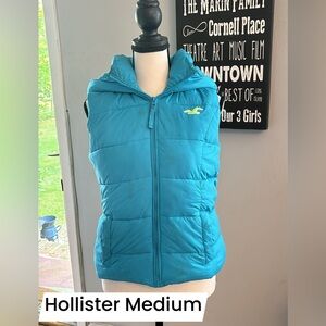 Hollister Vest Medium